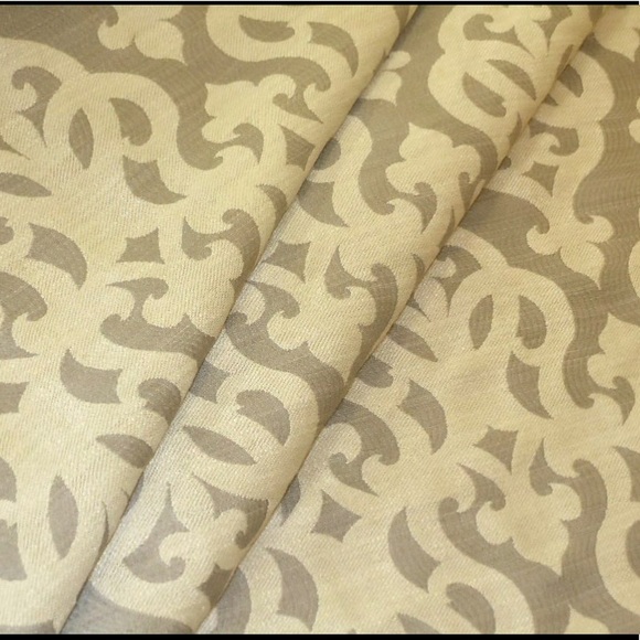 Aristocrat Multiuse Home Decor Damask Fabric - Picture 7 of 8